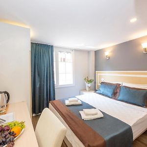 Standard Zimmer mit Kingsize-Bett